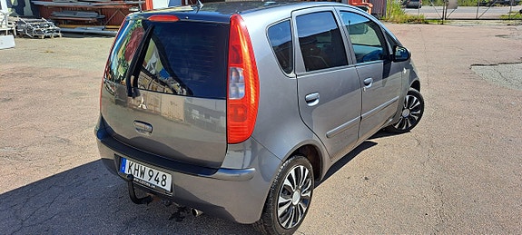 Mitsubishi Colt 2 of 18