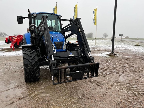 New Holland T 5.115 EC 5 of 9