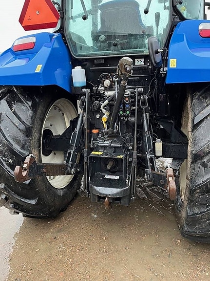 New Holland T 5.115 EC 3 of 9
