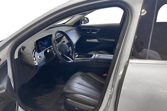 Mercedes-Benz E300 de 13 of 30