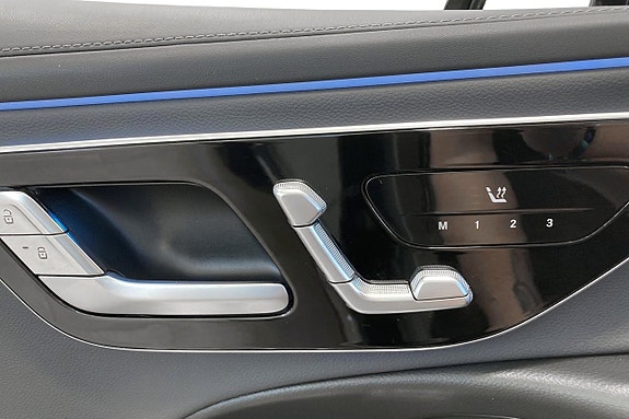 Mercedes-Benz E300 de 15 of 30