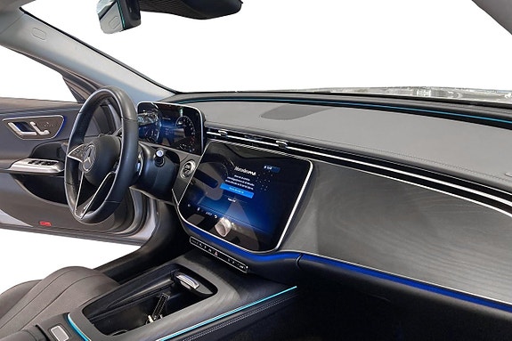 Mercedes-Benz E300 de 10 of 30
