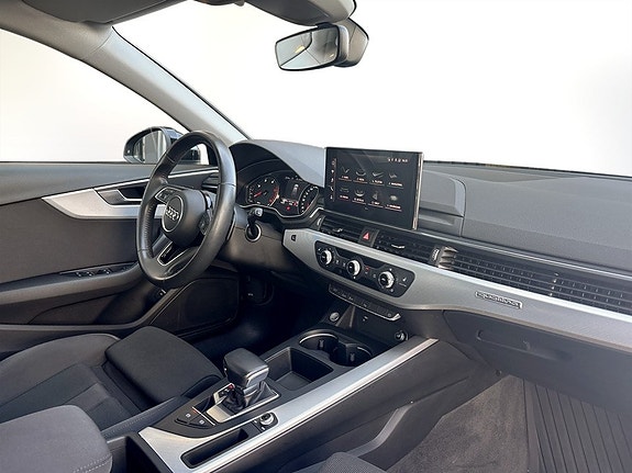 Audi A4 12 of 17