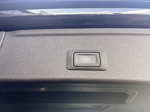 Audi A4 17 of 17