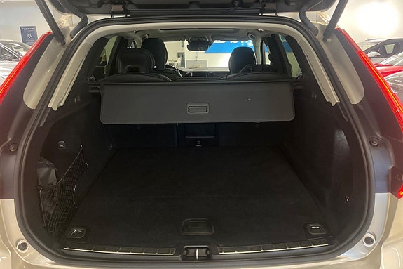 Volvo XC60 22 of 25