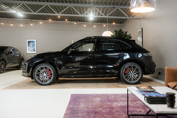 Porsche Macan S 5 of 30