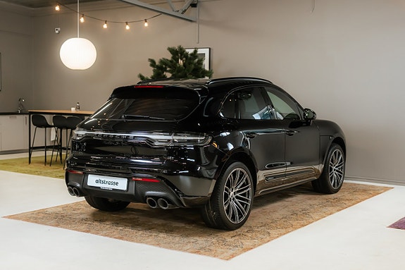 Porsche Macan S 8 of 30