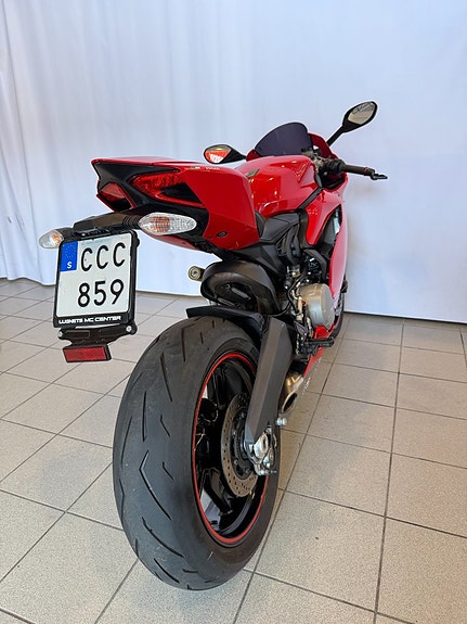 Ducati 899 Panigale 9 of 10