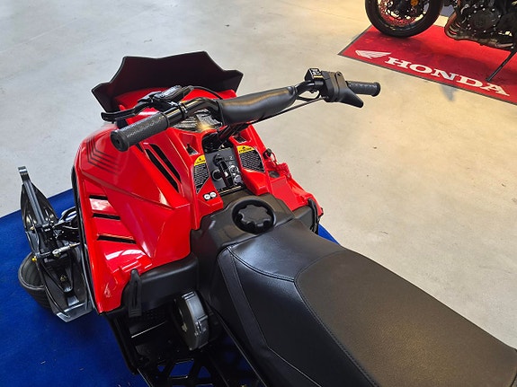 Polaris Indy 200 -27 5 of 5