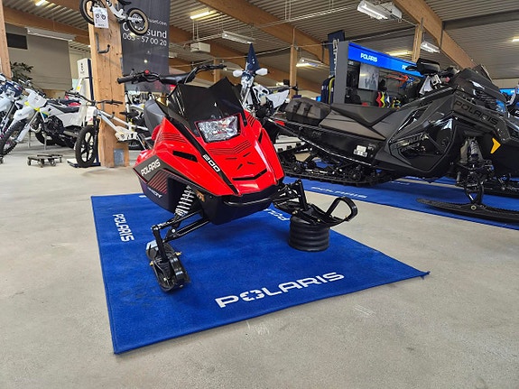 Polaris Indy 200 -27 2 of 5