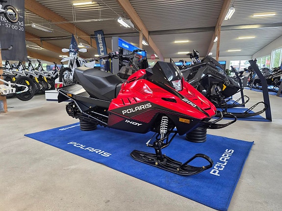 Polaris Indy 200 -27