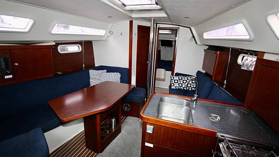 Hanse 350  2008  Finland 8 of 12