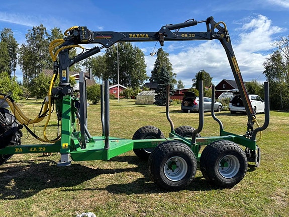 Valmet 465 4wd med lastare Quicke 620, Huggarvagn Farma T9 4 of 9