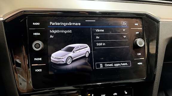 Volkswagen Passat 22 of 22