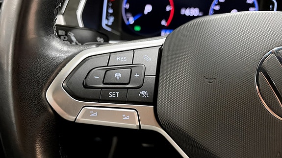 Volkswagen Passat 15 of 22
