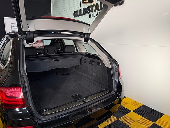 BMW 520d 11 of 30