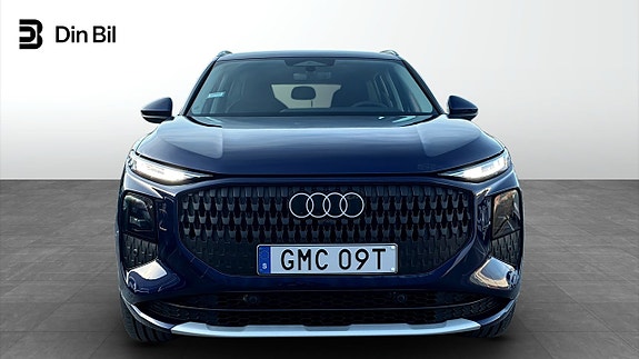 Audi Q3 4 of 13