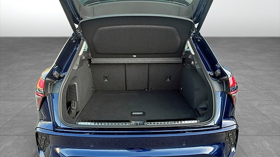 Audi Q3 12 of 13