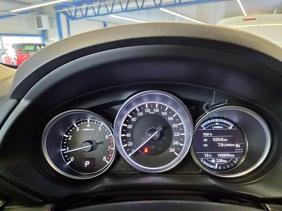 Mazda CX-5 10 of 16