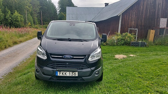 Ford Transit Custom 6 of 12