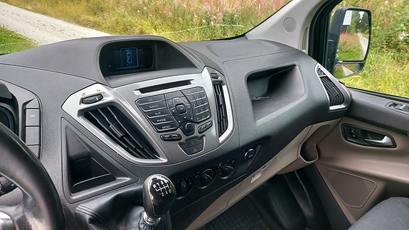 Ford Transit Custom 11 of 12