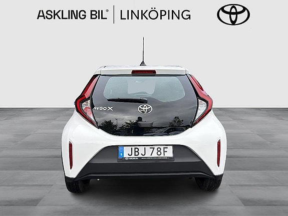 Toyota Aygo X 5 of 12