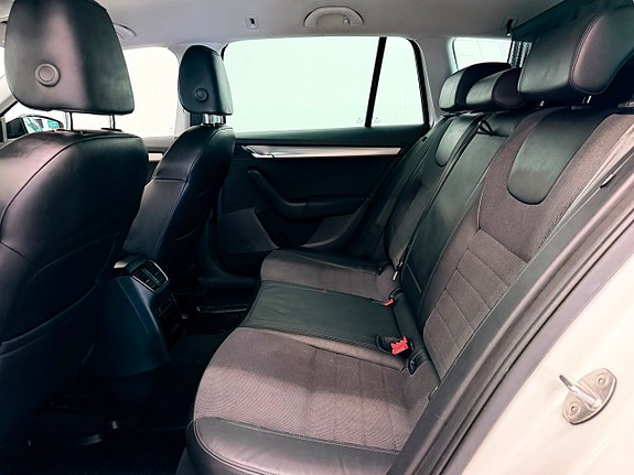 Skoda Octavia 16 of 21