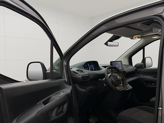 Peugeot e-Partner 13 of 30