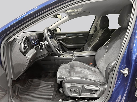 Volkswagen Passat 8 of 16