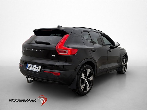 Volvo XC40 8 of 30