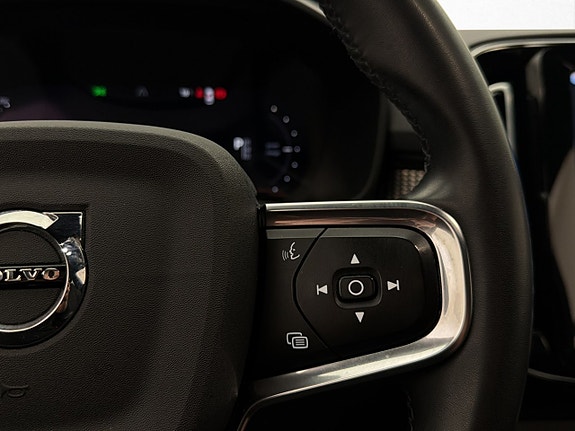 Volvo XC40 20 of 30
