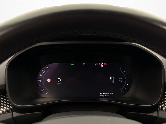 Volvo XC40 19 of 30