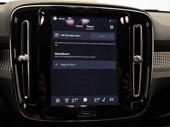 Volvo XC40 25 of 30