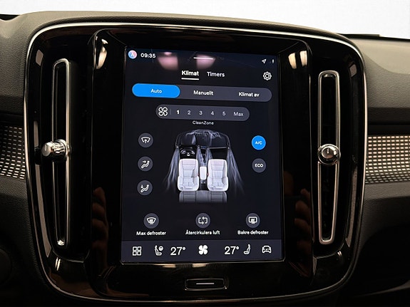 Volvo XC40 24 of 30