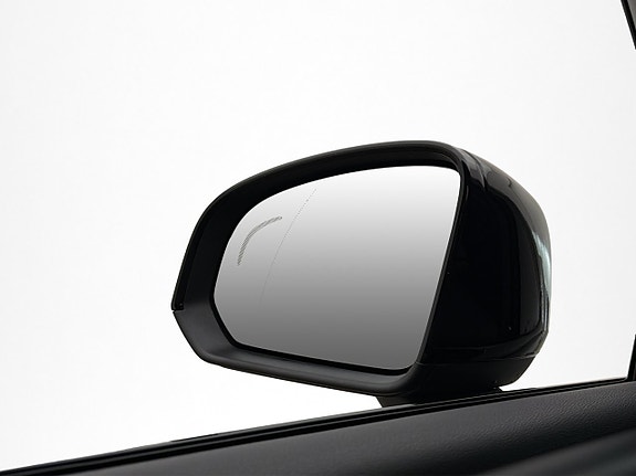 Volvo XC40 15 of 30