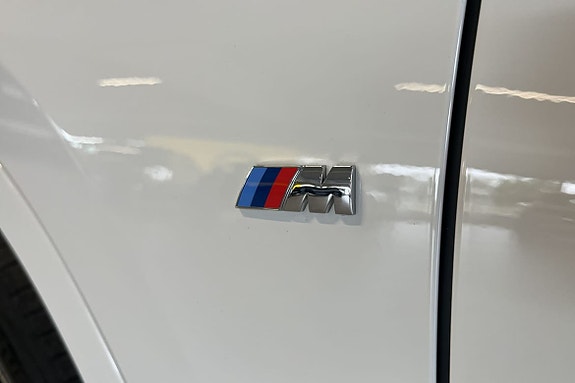 BMW X1 4 of 19
