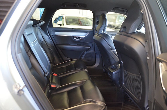 Volvo V90 22 of 30