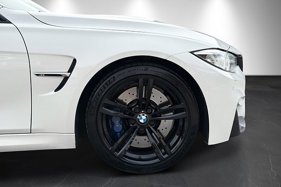 BMW M3 9 of 28