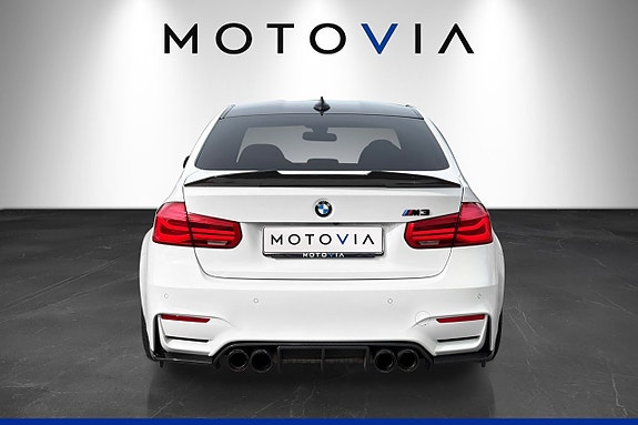BMW M3 4 of 28