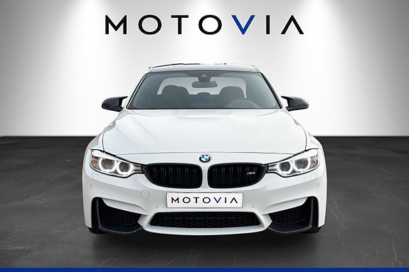 BMW M3 8 of 28