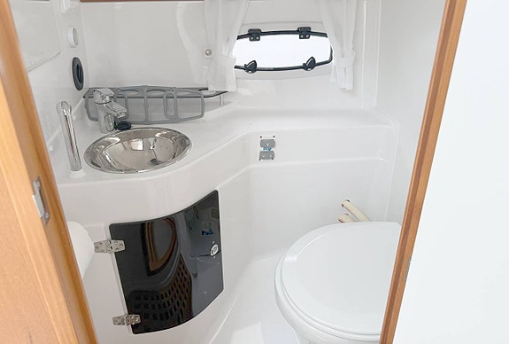 AQUADOR 28 HT | Diesel V6 | 6995/m 12 of 12