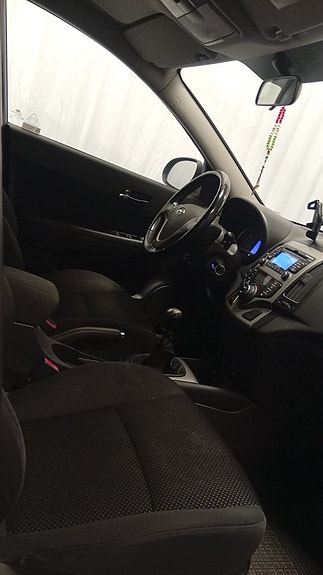 Hyundai i30 6 of 7