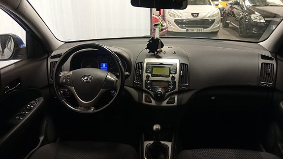 Hyundai i30 5 of 7