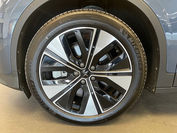 Polestar 2 9 of 17