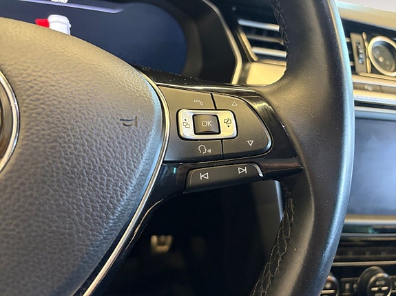 Volkswagen Passat Alltrack 22 of 22