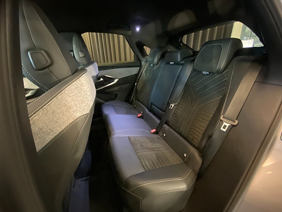 Peugeot 3008 8 of 30