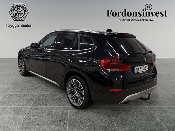 BMW X1 3 of 17