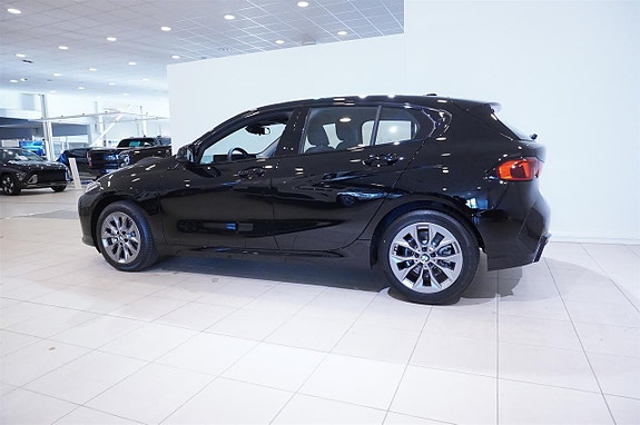 BMW 120 6 of 12