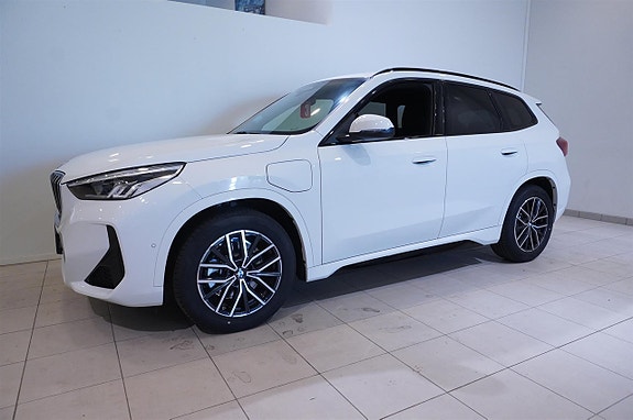 BMW X1 4 of 12
