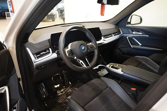 BMW X1 2 of 12